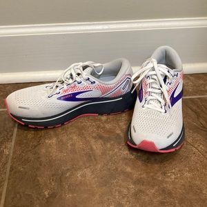 EUC Brooks Running Shoes, Ghost 14